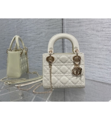 Ladi Bag White D Ladi Bag White D